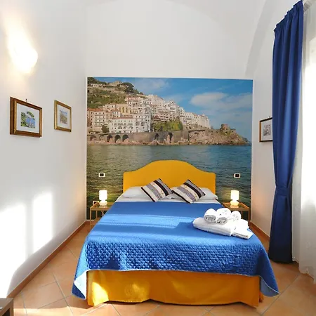 Bed & Breakfast L'Apostolo Di Amalfi *